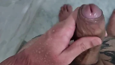 DO YOU THINK THIS PENIS IS BIG&quest; BEATING IT UNTIL YOU CUM