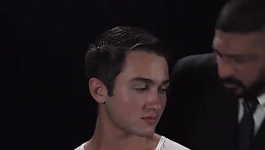 Young gay's deepthroat skills precede a raw threeway