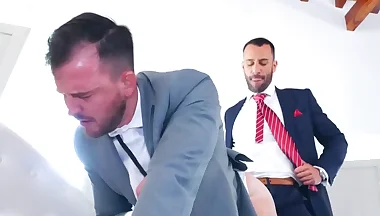 Psychologist Franky Fox rides the massive cock of hunky Gustavo Cruz