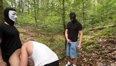 German Outdoor Suck & Cum (directorscut)