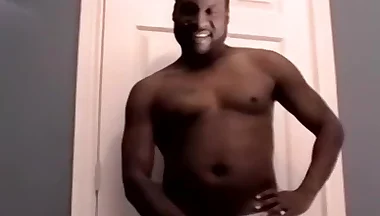 Mature homosexual receives cum in mouth after sucking BBC