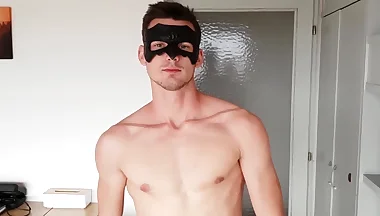 Hot stud Francis shows us how he usually pleases his fat cock