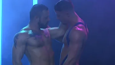 Inked hunk Sergeant Miles roughly fucks muscular homo