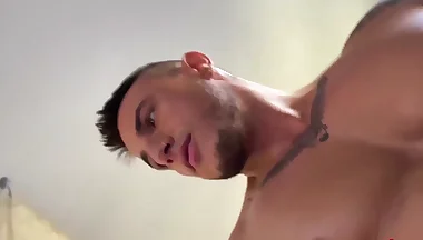 Hottie Klein Kerr spreads legs for an ass drilling after getting caught jerking