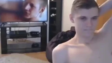 Twink Works Up A Sweat Rubbing One Out On Webcam