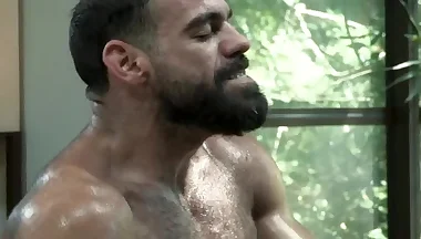 Ricky Larkin & Riley Mitchel