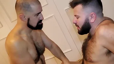 Naughty Leo Grin fingering Artillero before intense drilling passionately