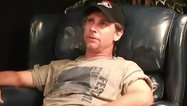 Older gay dude strokes his cock and covers himself in hot cum