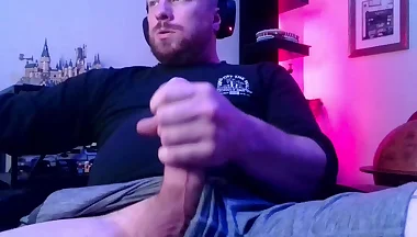 Chubby Guy Stroking and Cumming